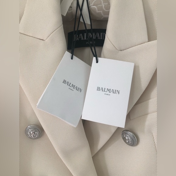 NWT Balmain Cream Double-Breasted Blazer with Silver Buttons. Size 34 - Picture 8 of 12